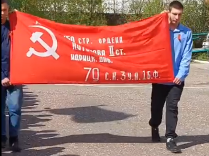 Бессмертный полк в школе.