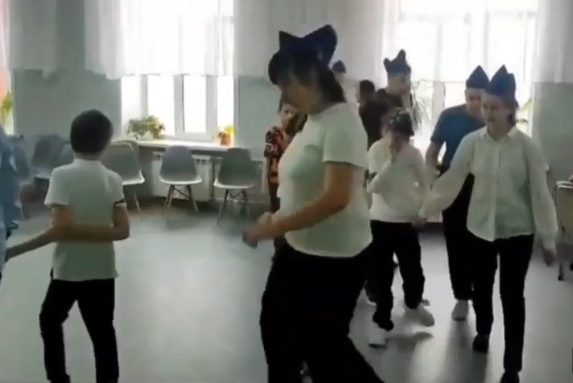 Дети.